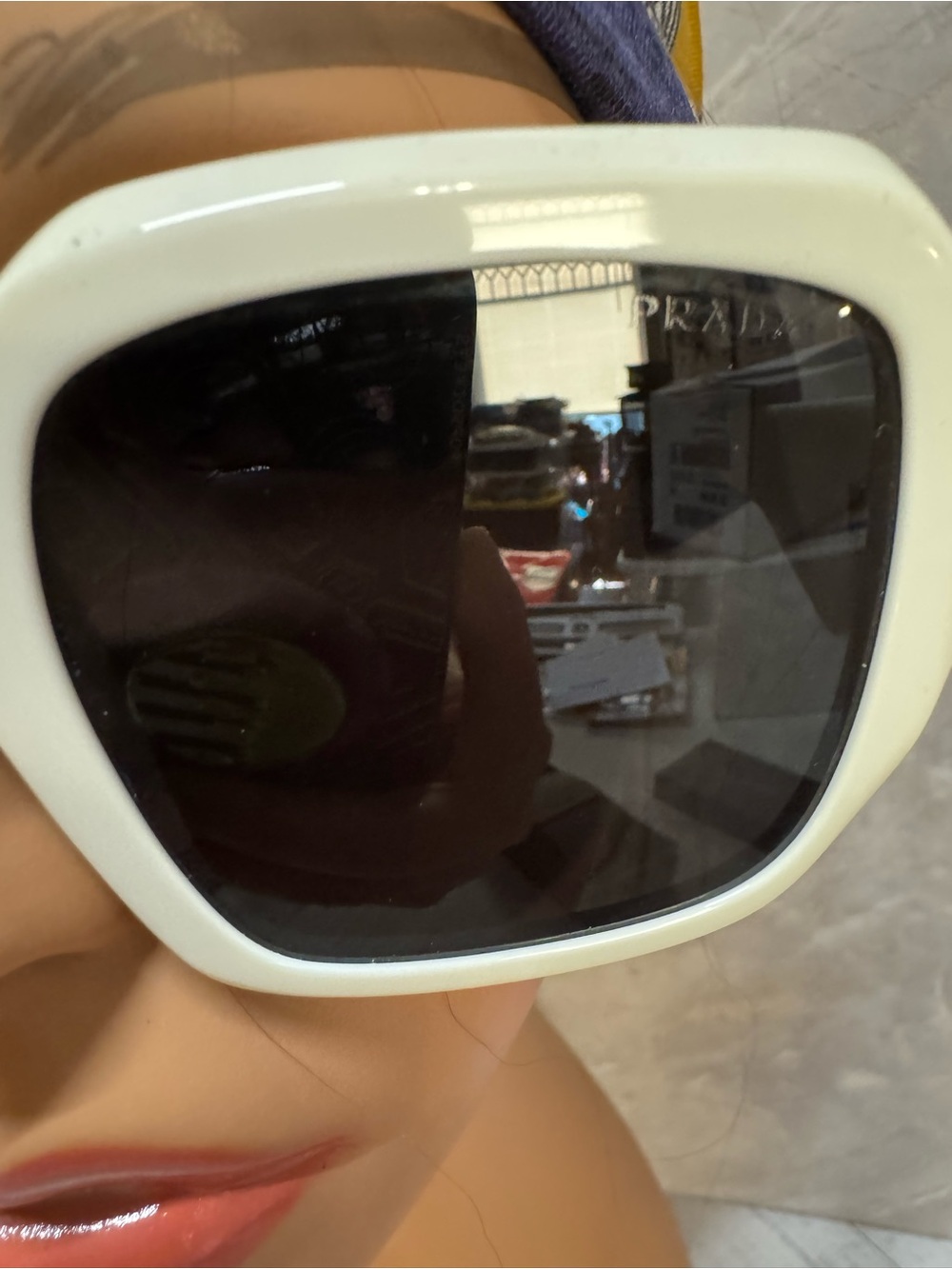 Prada white Sunglasses - Picture 4 of 11